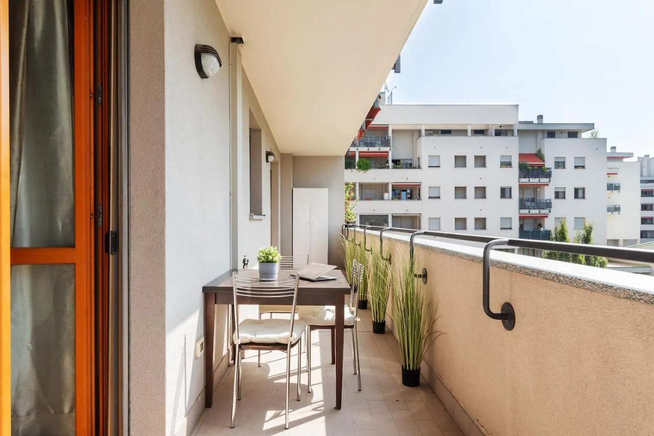 Apartment Tortona-Design District, Splendido Appartamento Con Garage Privato Milan